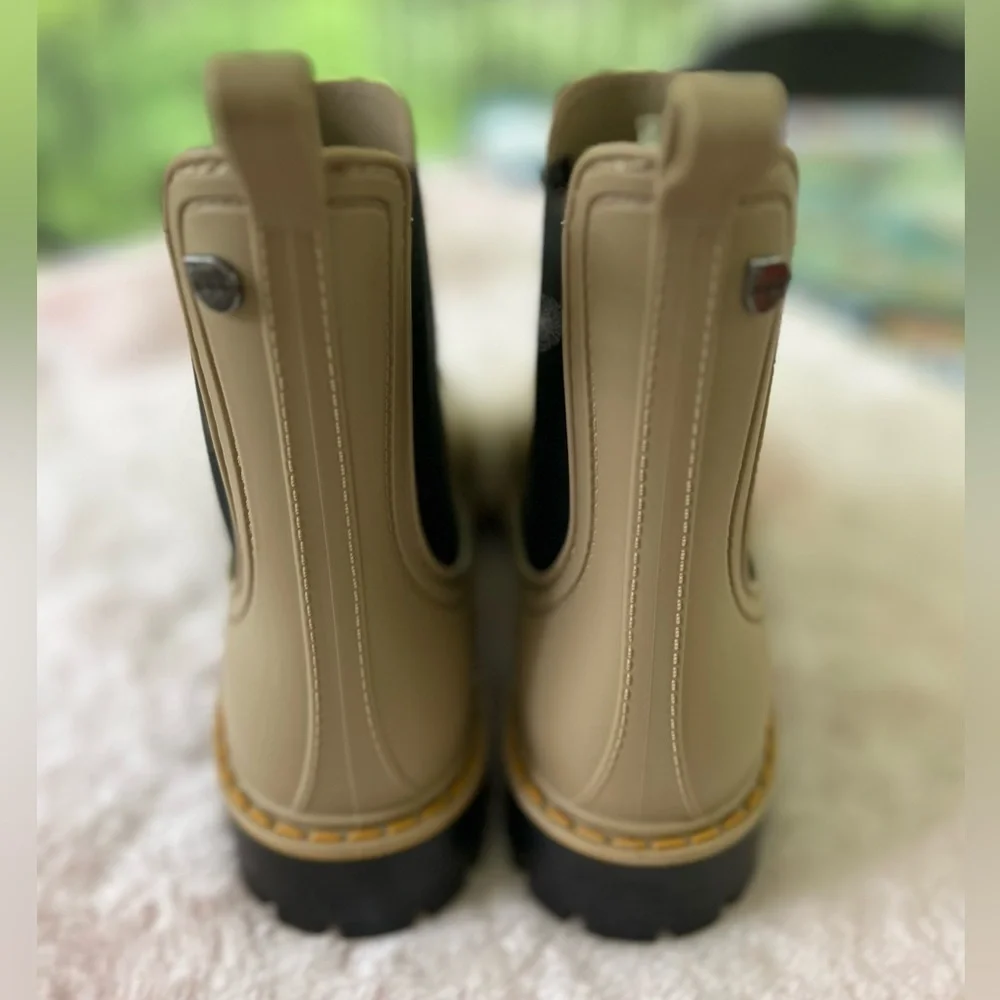 Igor Trak Mate Tri Tan Rain Boots Size 41 US 10.5 Slip On Waterproof Women’s NEW
